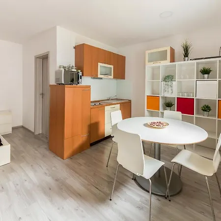 Berni Apartment *