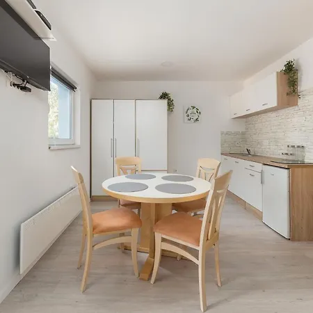 Apartment Berni *