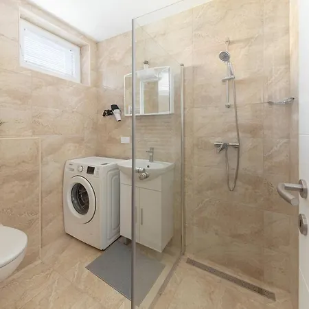Berni Apartment *